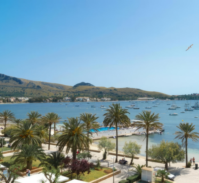 Vistas del paseo marítimo de Puerto Pollensa